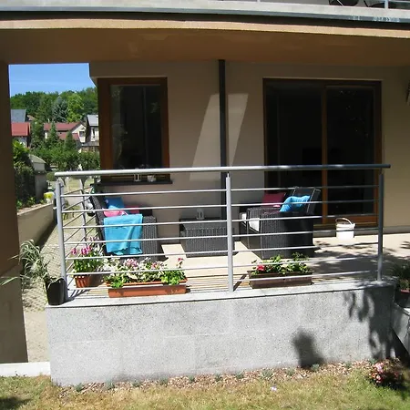 Split Level *