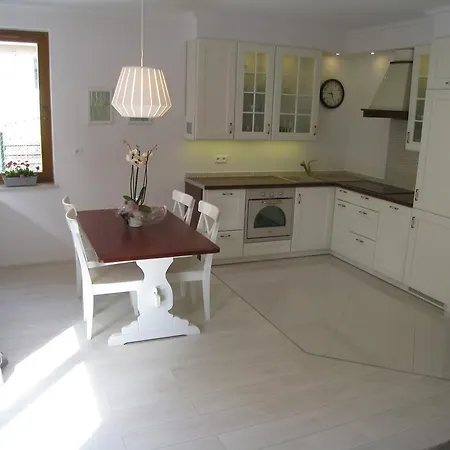 Split Level Homestay Sopot